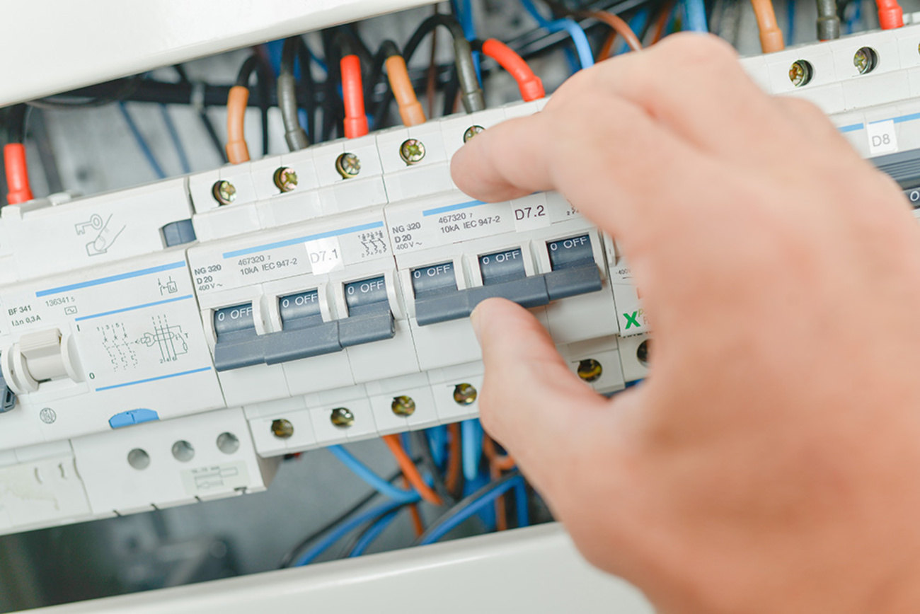 Elektro­installation bei AFG-Elektrotechnik GmbH in Hamburg